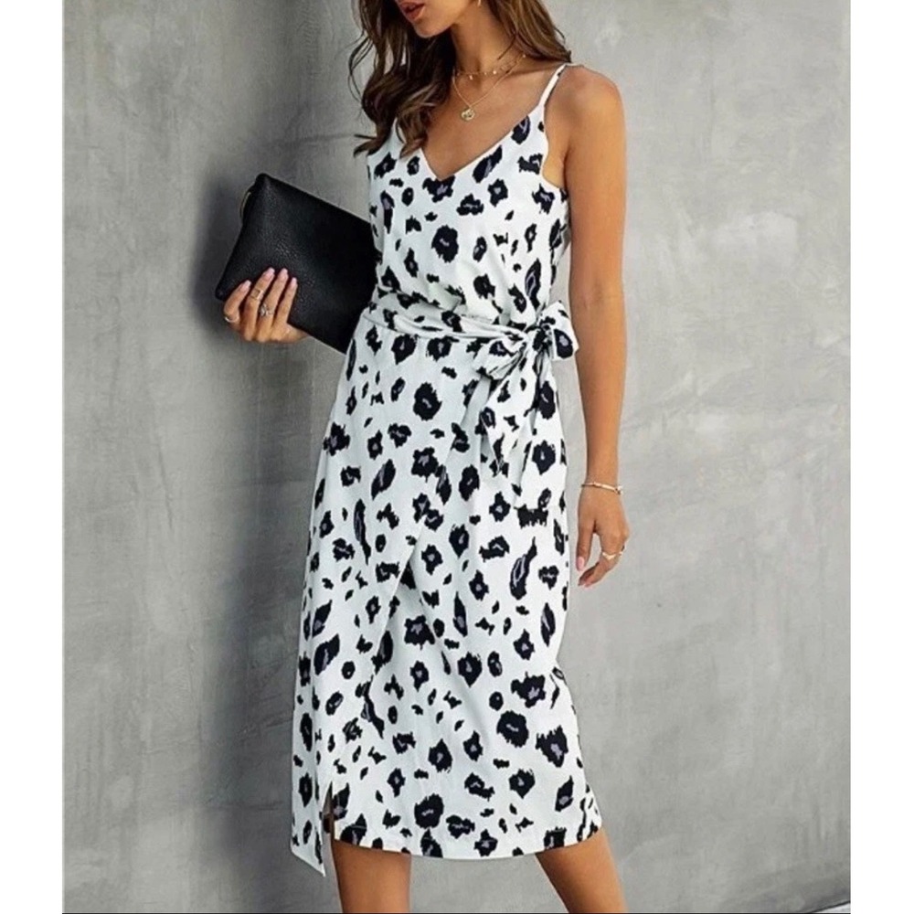 Womens Leopard Print Wrap Midi Dress White Black Rayon Large Vacation Resort
